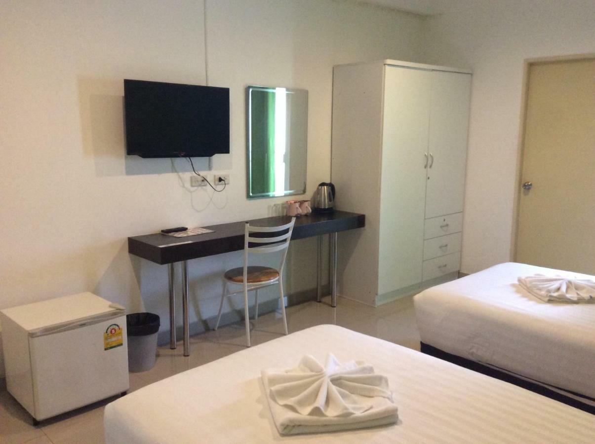 2Bedtel Hotel Bangkok Ngoại thất bức ảnh